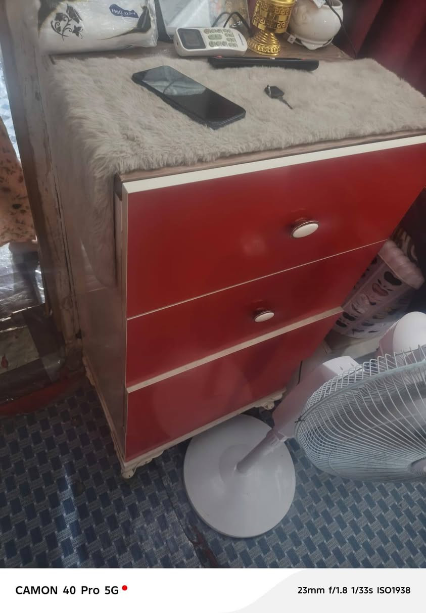 يالله سلام عليكم غرفه تركبه ٦ قطع مرتبه وحلوه بسعر مناسب سعرها ٢٠٠ وقفلها من الاخير كلش ١٥٠ الف قفل قفل بدون دوشك مكاني نجف شارع المطار الجديد نزلات اسوف فدك للاستفسار الانتصال عل رقم بي ويتساب ***********

نص مكتوب في الصور:
- CAMON 40 Pro 5G 50mm f/1.8 1/50s ISO369
- CAMON 40 Pro 5G 23mm f/1.8 1/50s ISO317
- CAMON 40 Pro 5G 23mm f/1.8 1/50s ISO1058
- CAMON 40 Pro 5G 23mm f/1.8 1/33s ISO1938
- CAMON 40 Pro 5G 23mm f/1.8 1/50s ISO1087
- CAMON 40 Pro 5G 23mm f/1.8 1/50s ISO442