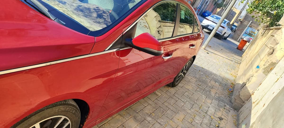 السلام عليكم
سوناتا 2018 وارد امريكي

حادث جاملغ وبنيد

رقم انكليزي اربيل بأسم شركة

السنوية تنتهي 2029

السعر 112 وبي مجال

***********
