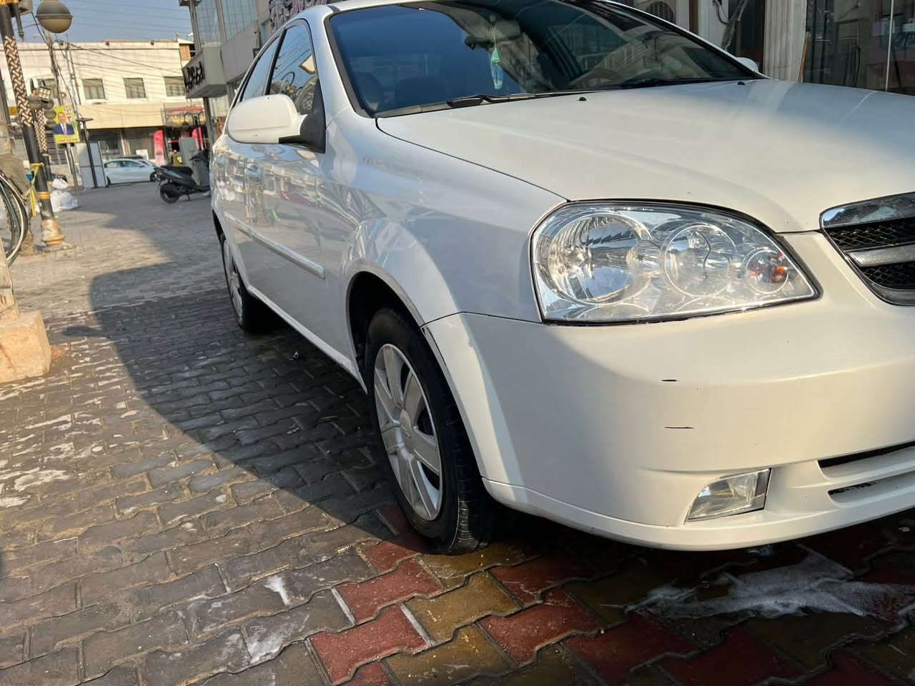 سلام عليكم للبيع  موديل١١ السياره جاهزه من كلشي السعر ٧٥ وبيه مجال المكان نجف
‏***********
