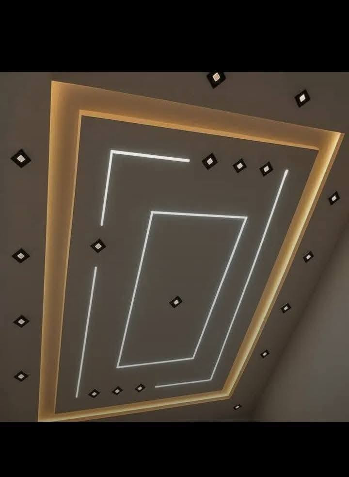سلام عليكم 
صباغ متفرغ حاليا 
*********** واتساب
