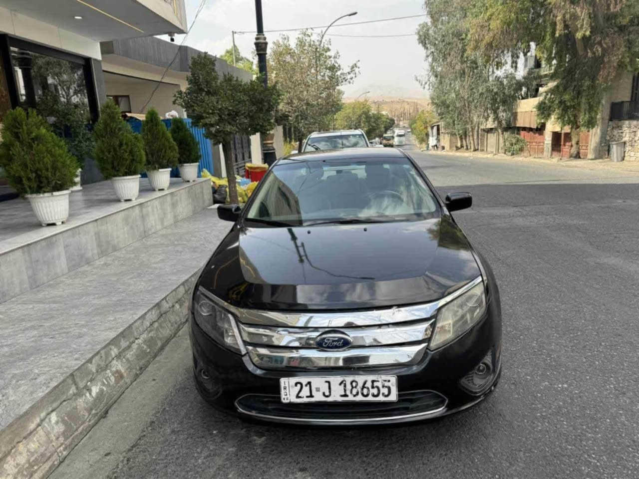 فـــۆرد فــویشن 
٢٠١٢
ڕەنــــگی ڕەش قەتران 
تـــەنــها بــۆنیدی بـــۆیاخە 
بـــێ ناو   بــێ ئــێرباگ 
دینار مەسروفی نیە 
سەیارەکە ماڵی دۆستە 
جایزە
شووین سلێمانی 
*********** السليمانية, العراق

