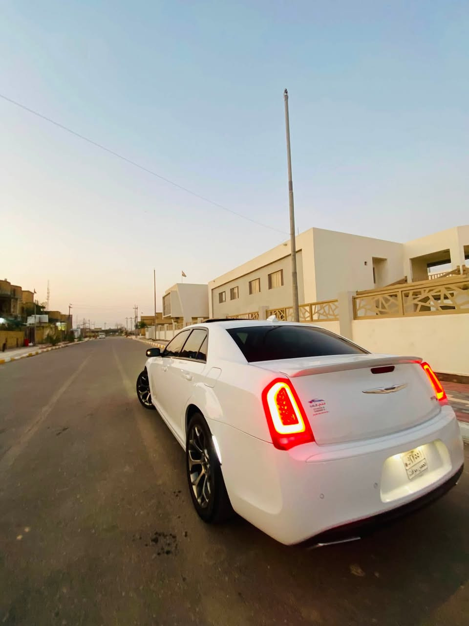 سلام عليكم للبيع اوباما 300s 2018 وارد أمريكي دخول جديد ظباط رقم واسط فول مواصفات حساس امامي خلفي رادار جانبي رادار. جوه الرقم بنراما. كشن حضن تبريد ثلج   شوته رياضي بيها اكزوز رياضي تخم تاير جديد  ماشيه ٨٨ حادث سياره صبغ نص جاملغ المامي مال سايق ودعاميه صبغ و مكان سياره ذيً قار  وصور الحادث موجوده للسفسار ***********
