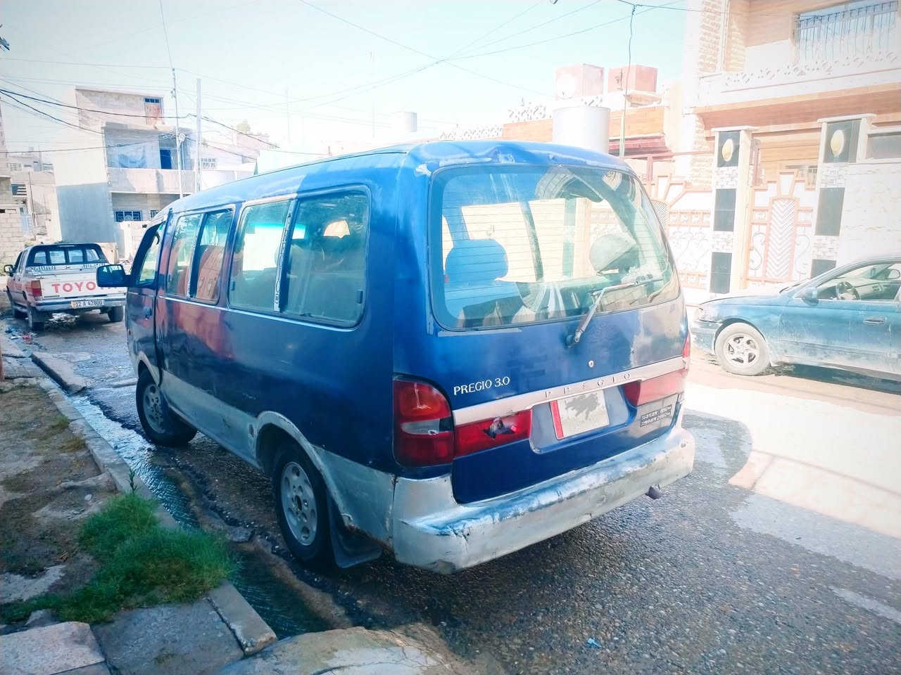 سلام عليكم
للبيع كيا بريجو موديل 1995 رقم ألماني سنويه 2019 غرامات مصفره 
محرك بدايه صرف  كير معمر طاحونه معمره طخم دبلات طخم تايرات
السعر 40 وبيها مجال
للتواصل ***********
