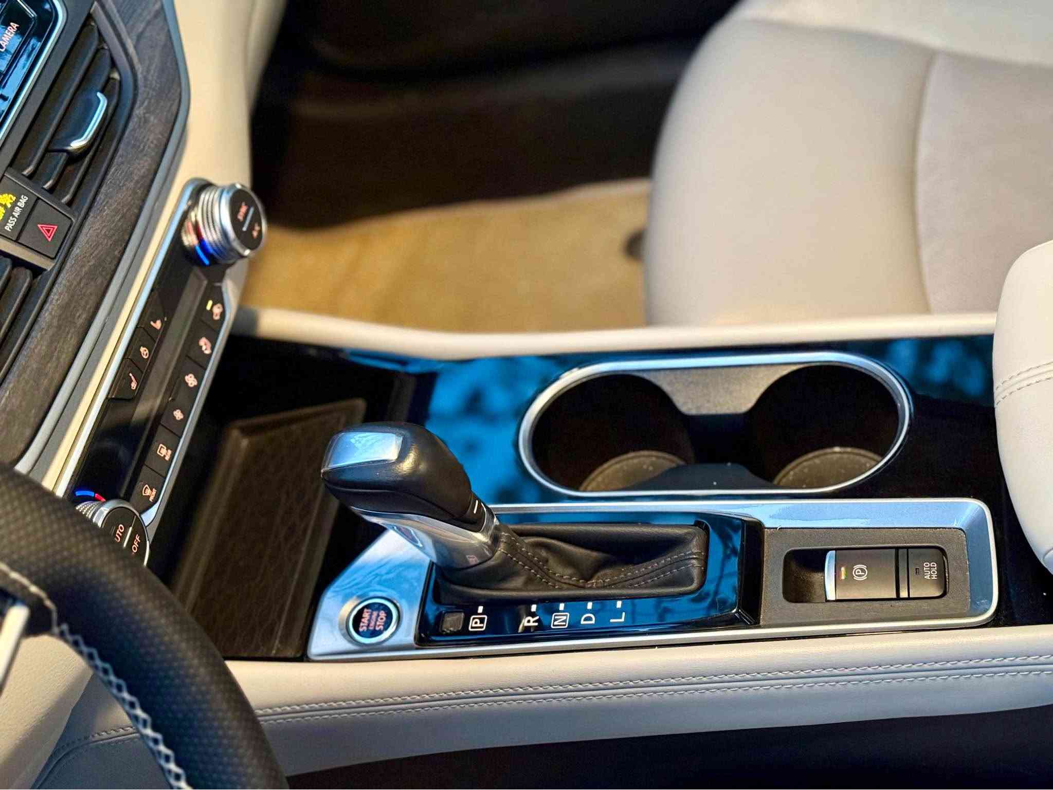 Altima SL 2024

ئەڵتیما فول مواسەفات ناوزەرد
بەسمە و سڵایت و ڕاداری پێش و دواوە و ئاوێنە و کوشن جلد و کوشن کارەبای و کوشن گەرم و سوکان گەرمی و موبایل چارج و پێنج کامێرا و حاسە و دەبڵ ئەکسل و تەبرید مەرکەزی  برێک بەسمە و ئۆتۆ هۆڵد و شاشە گەورە  و زۆر مواسەفاتی تر سەیارەکە یەک چەمەلغی سەکنی بۆیاخە بۆنیتی گۆڕاوە بە بیلادی سێ پارچەی کلێری ئەمریکایە بێناوگرتن بەدەن و بەطانە و شاسی بەشەرت چاڵیشی نەبێت

سیعری 154 گەڵاو معامەلە

  
*********** السليمانية, العراق
