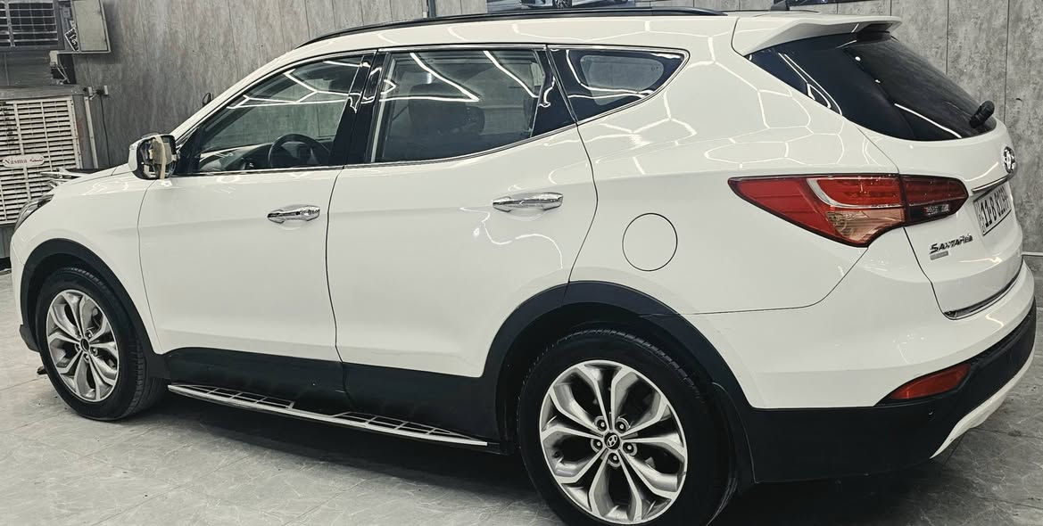 للبيع او مراوس حسب القناعة مكاني نجف 
سنتافي ١٣خليجي فووول مواصفات vip بانوراما ٦سلندر ٧راكب كشن كهرباء تحكمات حساسات لدات يدات نيكل بصمة تشغيل وابواب اشاير بالمري مري شفط قلاب كشن ذاكرة ترحيب ويل كب كروم بلادي السياره بيهه ملاحظات مال استخدام تجي وتشوف بعينك احسن ب١٤٨ بالنجف للإستفسار ***********و ***********نجف رقم بغداد دولي المالك جاري ويريد تحويل السياره كويتي معروفه مواصفات

نص مكتوب في الصور:
- سنتافي ١٣ خليجي بانوراما ٦ سلندر
- نتافي ١٣ خليجي vip 11
- سنتافي ١٣ خليجي بانوراما ٦سلندر
- سنتافي ١٣ خليجي vip