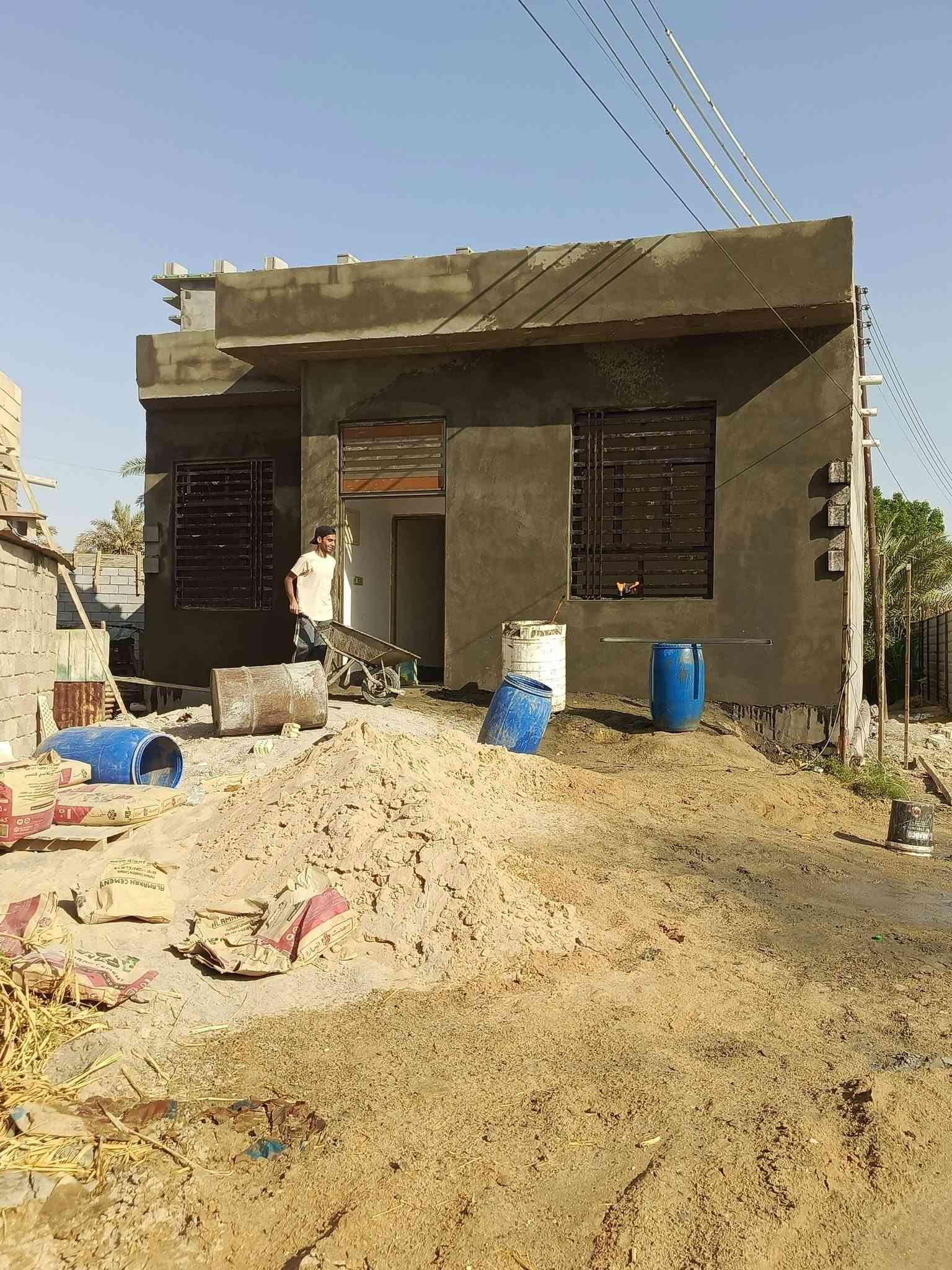 متفرغ خلفه لبخ وسيراميك متر مقطوعه ويوميه كله ڪبان وليزر مساطر لبخ ناعم خشن سقل طلس نثر كبس سطار مالج عنواني بصرة ***********
