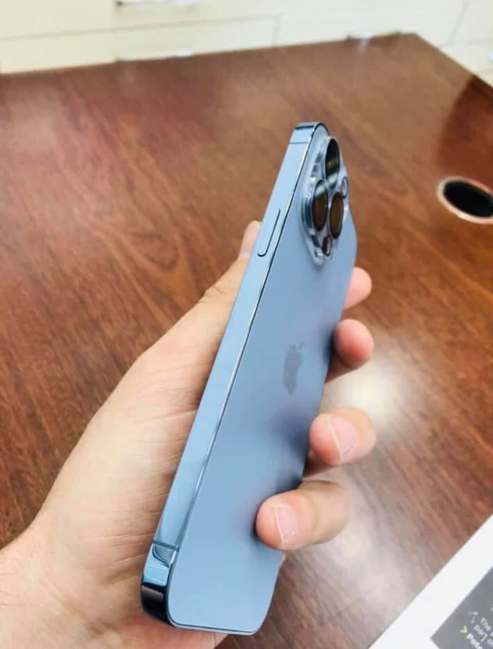 السلام عليكم
📱ايفون 13 برو ماكس
🤍 لون بحري 
💾 ذاكرة 128
🔋 نسبه البطارية 85  
📞 دبل سيم كارت
جهاز شراق اوسط
نضافه 100‎%‎
السعر 675
بغداد المنصور توصيل متوفر 🚚  
 ***********
