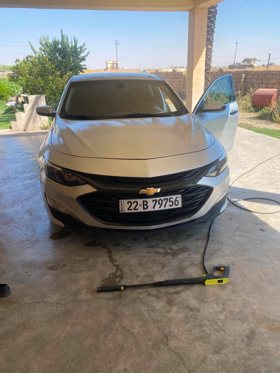 للبيع - شيفروليت ماليبو LT موديل 2020
بيها صبق رش خفيف جاملق امامي +بونيد وشويه بل جاملق الامامي الاخر  بدون دواخل 

رقم اربيل السيارة سنويه جديده هزه جديده  

: السيارة ماشية 96 ميل   

 المواصفات:

 ▪️المحرك: 1.5 لتر تيربو (1500 CC)

 ▪️  فئة LT

 ▪️بصمة تشغيل 

 ▪️ تشغيل عن بعد 

 ▪️بصمة ابواب 

 ▪️ شاشة لمس 8 إنش

 ▪️ كاميرا خلفية

 ▪️تحكم ستيرن 

 ▪️ بلوتوث + USB +▪️

▪️ هيتر كراسي  

▪️ كرسي السائق تحكم كهرباء

▪️مصابيح LED نهارية

▪️أنظمة أمان : ABS + الثبات الإلكتروني + وسائد هوائية

▪️ شاشة اعطال 

▪️ حساسات ضغط هواء الاطارات 

 🔴 المحرك والكير  والصدر في حالة ممتازة 

 • السيارة نظيفة جداً من الداخل والخارج 

ترهم مراوس انطي فرق اخذ فرق كلشي بسعرو الاتصال ***********

