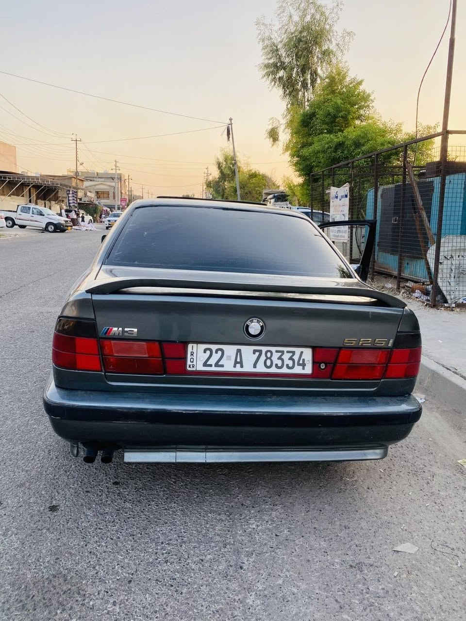 BMW525 tomatek slyat ful be xarama bas 7ama lo jawanee 50$majal ***********
