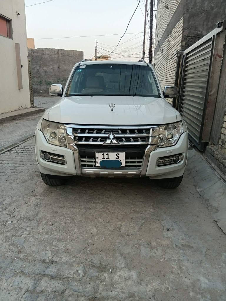 السلام عليكم بيع ومراوس باجيرو موديل 2010 حبتور محرك 6سلندر 3500 كير محرك على وضع الشركة سياره مكفوله ماشيه ١٤٣ فتحة كشنات جلد حاكيه زراك لايت كشنات كهرباء شاشه حجم كبير كامره ٧راكب ٣قطع تبريد مري شفط دفع رباعي ٥ويل كب ثلاجه بالجكمجه حساس خلفي لايت زنون اصلي تخم تاير جديد دمام خلفي صدر خلفي امامي جديد رقم بغداد بسمي الجديد سياره كلش جديد السعر ١٣٢ اوبيها مجال *********** بغداد, العراق
