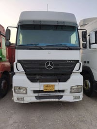 موديل ٢٠٠٦ • محرك ١٨٤٠ • ٣ محاور