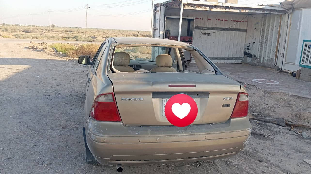 السلام عليكم
للبيع سيارة فورد فوكس 2005 محرك بلادي گير محرك جدد بيها نواقص بسيطه جامه خلفيه مكسورة ودبلات تعبانه ونواعم رقم بغداد سنوية لل30 تحويل مباشر سعر 28 وبيها مجال للأستفسار ***********
