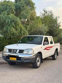 نيسان بيكاب • ٢٠١١ • ٢٤٤٠٠٠ كم