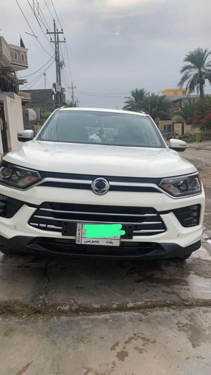 سلام عليكم 🚗 للبيع |  سانغ يونغ كوراندو 2022 كوري  (رقم بغداد)
📍 الموقع: ديالى _ بلدروز 

✨ مطلوبه للشركة | حالة ممتازة جداً 

🔹 المواصفات:
• موديل: 2022
• قير: أوتوماتيك
• محرك: 1500 .2000 تيربو  (4 سلندر)
• الوقود: بنزين
• اللون: أبيض

🛠️ التجهيزات:
• شاشة + Apple CarPlay & Android Auto
• بصمة + دخول ذكي +مري شفط+ اشاير ترحيب عند الاقتراب 
• فتحة سقف بانوراما
• كاميرا خلفية + حساسات أمامية وخلفية
• أنوار LED + بلوجكترات
• شفتات ستيرن + وضعيات قيادة (سبورت/اعتيادي ترب)
• ويل: 18
• مثبت سرعة + تحكم بالستيرن
• تكييف قوي ❄️

• الفحص جاهز بأي مكان يعجبك✔️

───────────────
💼 ملاحظة:سياره ب اسمي حاليا ومطلوبه للشركه اني ادفع للمصرف نروح اني ومشاري نسدد عليها وتحول سياره  وتسجله ب اسمك مباشرا  
───────────────
💰 السعر:160وبيها مجال 
للأستفسار :
📞 ***********
***********
