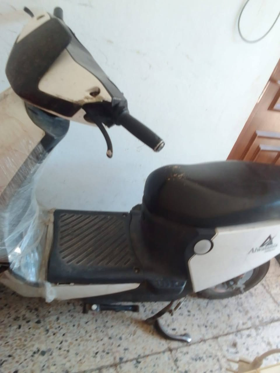 ماطور شركه الوطنيه يردله بطاريات السعر على هاذا الرقم  ***********
