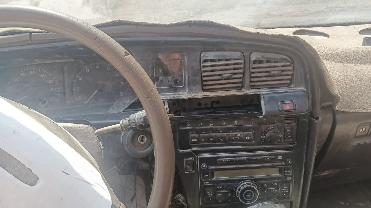 مارك كصيف رقم الماني كفاله من الكص ونقل محرك ونجي سياره عوزها حداده وزوج تاير سعر 24 البصره زبير رقم كربلاء ***********
