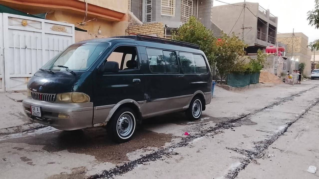 سلام عليكم بريجو لبيع رقم بابل نكليزي سنويه جديده بسمي مصفره هيه ومرور وخط وبحث جديد محرك كير اكسن جديد شواصي 3مكفولات  بس واحد معمر تعمير درجه اولى كهربائي كله شغاله تخم تاير جديد داخله جديد حداديه نص عمر سياره جاهزه مكاني بابل الهاشميه ***********
