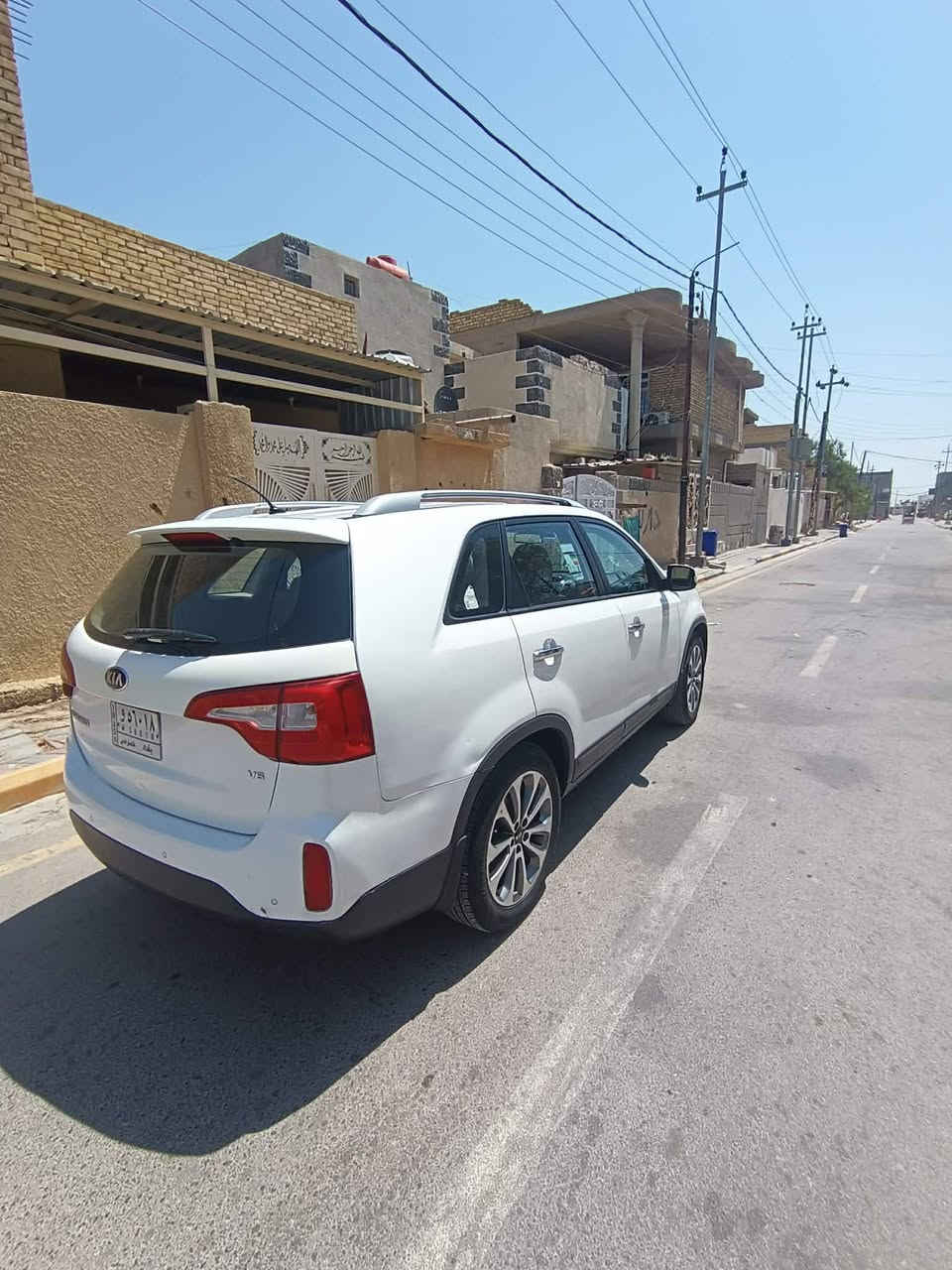 سلام عليكم
سورنتو موديل 14 خليجي مكفول 

رقم بغداد بسمي شرط المداور 

محرك 6 مكفول فول عده بانوراما 

السعر 182 بيها مجال 

مكاني واسط نعمانيه 

***********
