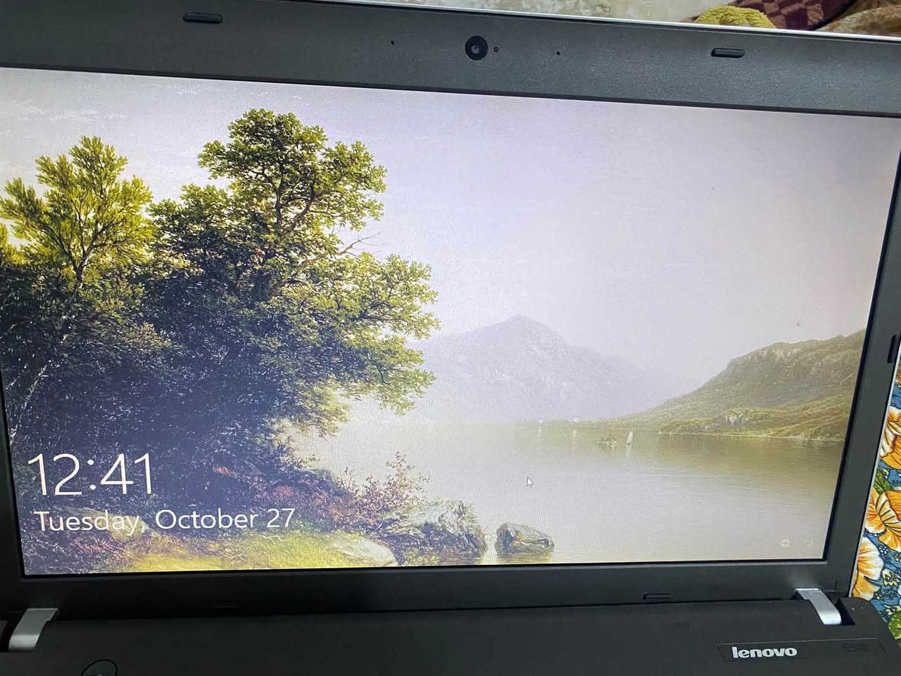 لينوفو ثينكباد • i3 • ويندوز 10