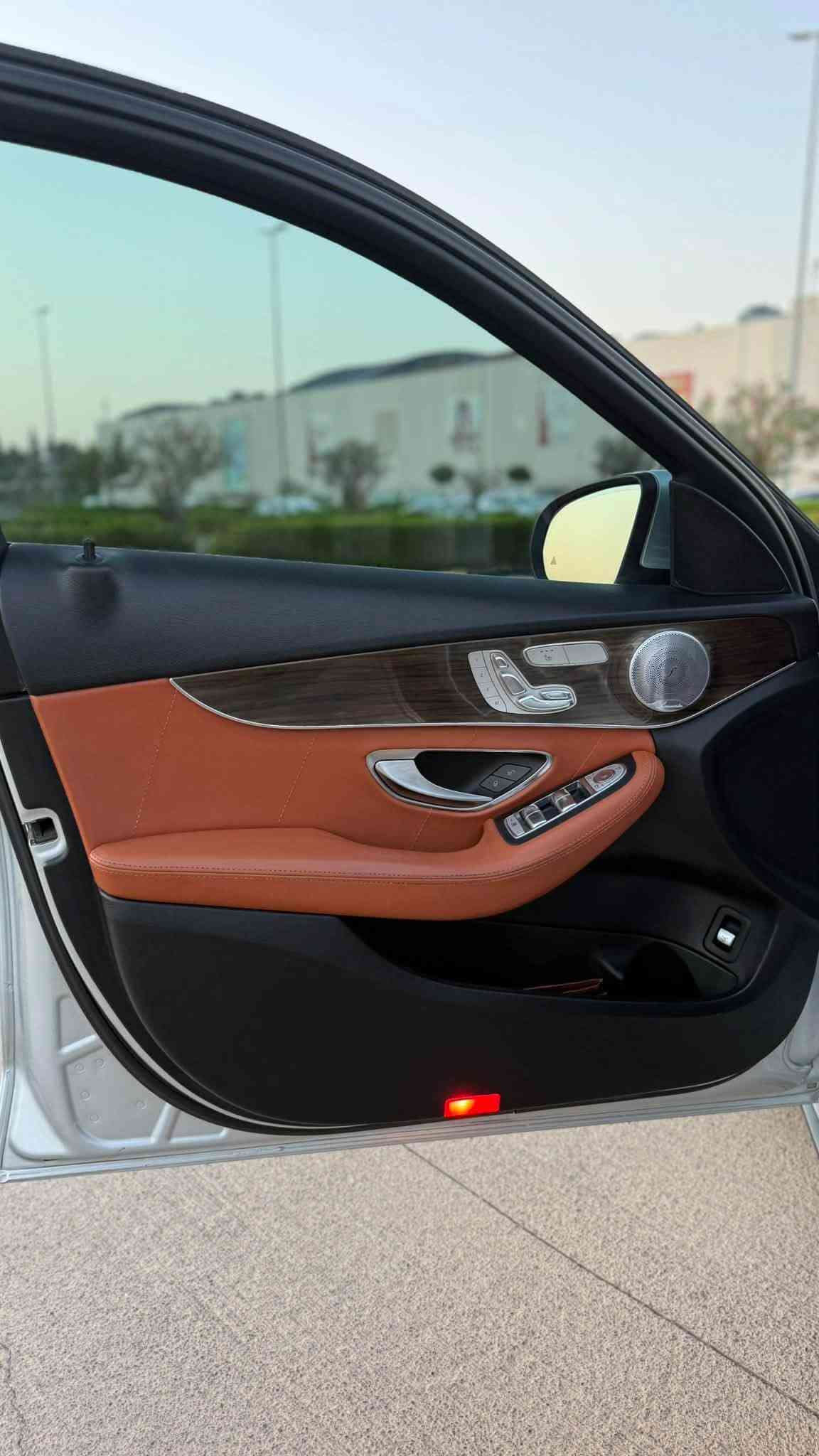 ...﷽ ...
مارسيدس سی كلاس c300 موديل 2016  AMG 
سياره فول مواصفات جديد
لون سلفر 
السعر : 166$💵 وبيها شويه مجال 
رقم موبايل :***********
عنوان :سليمانيه
مواصفات امريكي محرك 4 سلندر ظمان محرك وگير بشرط    
ويل طايرات AMG اصلى جديد اشتريته
مواصفات   داخل مشمشي شاشه  بانوراما  اوتو استوب    باركين   داخل فورميكا   شاشات كبير كامره   كشنات متحرك    هيتر اوتو هولد   صندوق شفت وسحب    حساسات امامي والخلفي   كشنات واستيرن كهربائي    كير استيرن   سيدي    بلاد مع كثير من مواصفات اخرى   
 شبر صبغ بيهه بدون شخوط بدون رصعات  كله بشرط  سياره نفس مکفول 
سياره فول فول  سياره من دعاميه للدعاميه مابيها دينار مصرف   جديد مسويله سيرفز من شركه مابيها اي خلل كهربائي وكير ومحرك شرط  
٨٠،٠٠٠ميل ماشي 
رقم سليمانيه اصولى  سنويه    كله جديد سياره.
