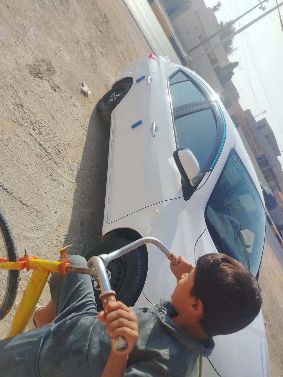 سلام عليكم عندي نيسان صني ٢٠١٩ مكفوله بيها شويه بردات الابيع، ٩٥وبيها مجال الاستفسار اتصل رقم بغداد *********** مكان كربلاء  مابيها اي نقص جديده
