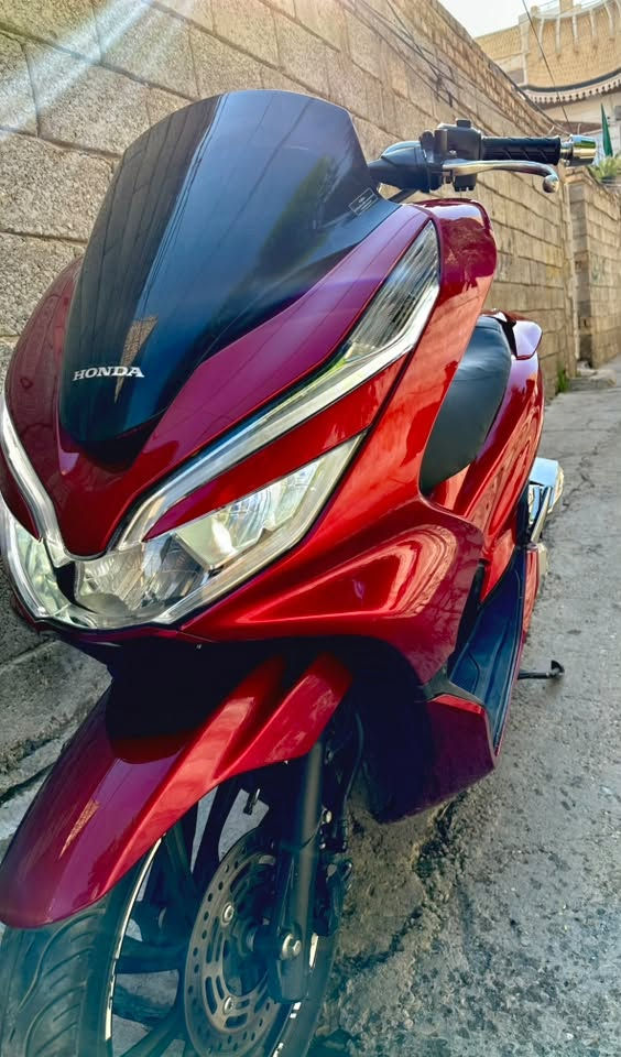 للبيع PCX جيل ثالث ياباني🇯🇵🇯🇵
لون ماروني مميز

حساسات وكاملة مكملة❤️

الممشى 28ألف كم فقط

دراجة نظيفة ومرتبة، استخدام شخصي وحالتها ممتازة، 

جاهزة للاستخدام وما تحتاج شي.

رقم الهاتف ؛ ***********

السعر: اتصل ودلل

أ الموقع: ديالى بعقوبة
