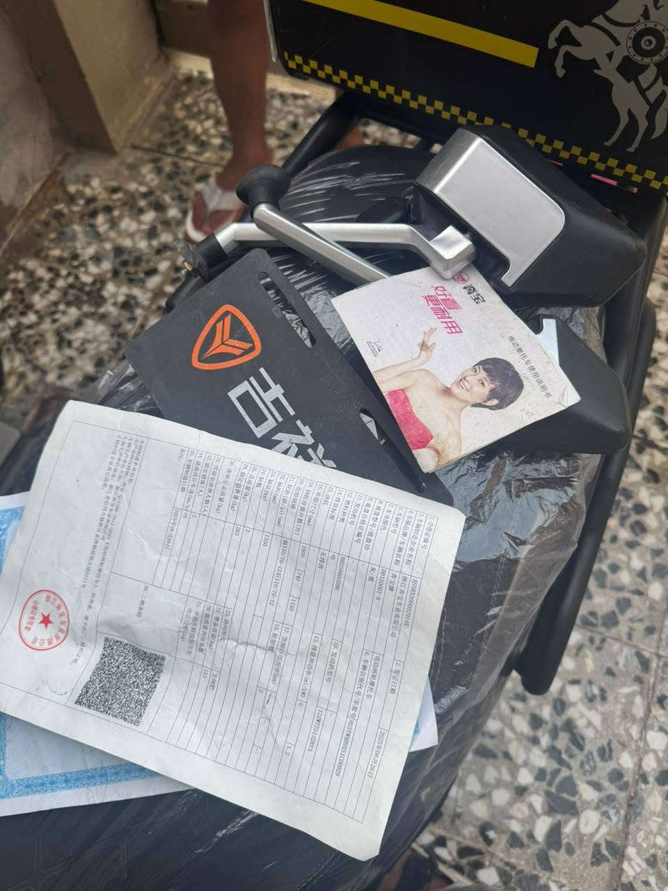 جديده لك مكفوله من كلشي فول ملف 2500   صار شهر من نازله كتلوكاتها وصلها موجود بطاريه ٦مصطره الايلون عليها بعده  فول مواصفات مكاني بغداد الجديده النواب  السعر ٩٥٠ رقمي***********
