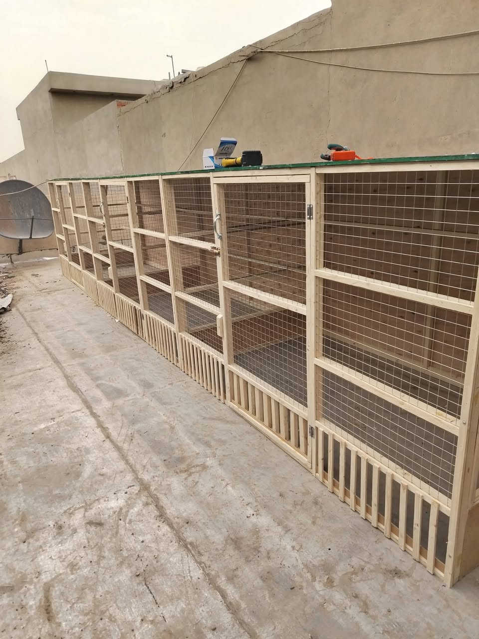 شغل درجة أولى اقفاص دجاج تفصيخ كامل كل مترين مفصول رقم *********** واتساب بغداد الحريه الأولى شغل حسب الطلب
