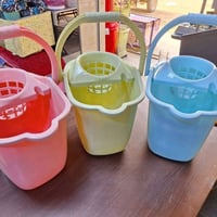 سطل غسل • حلة شارع 60 • قرب مطعم ادم
