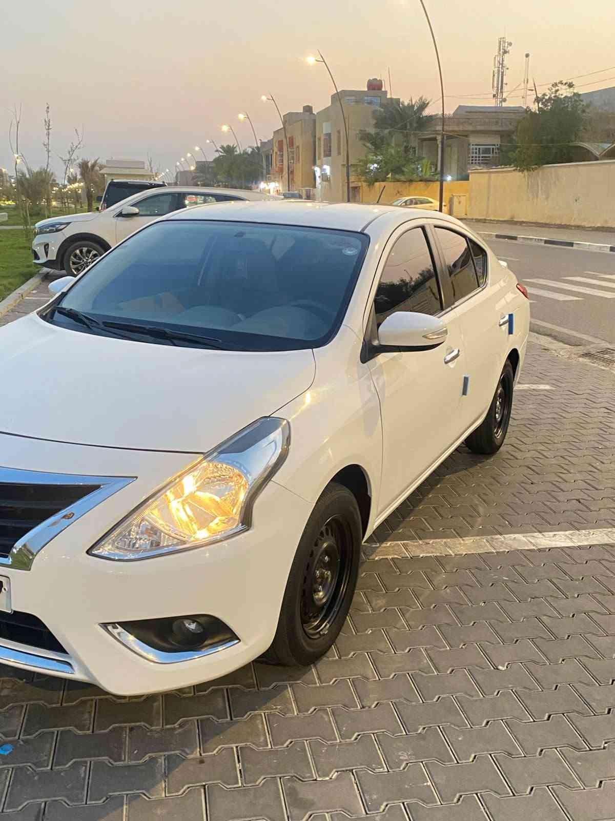 سلام عليكم
نيسان صني مصري 2025
كفاله عامه عده بارد فقط
اربيل تريد وكاله تريد تحويل وكاله بعدها ما صادره يعني وكالتها بلاش للمشتري
السعر 117وبيها مجال قليلل
مكان السيارة البصرة
***********
