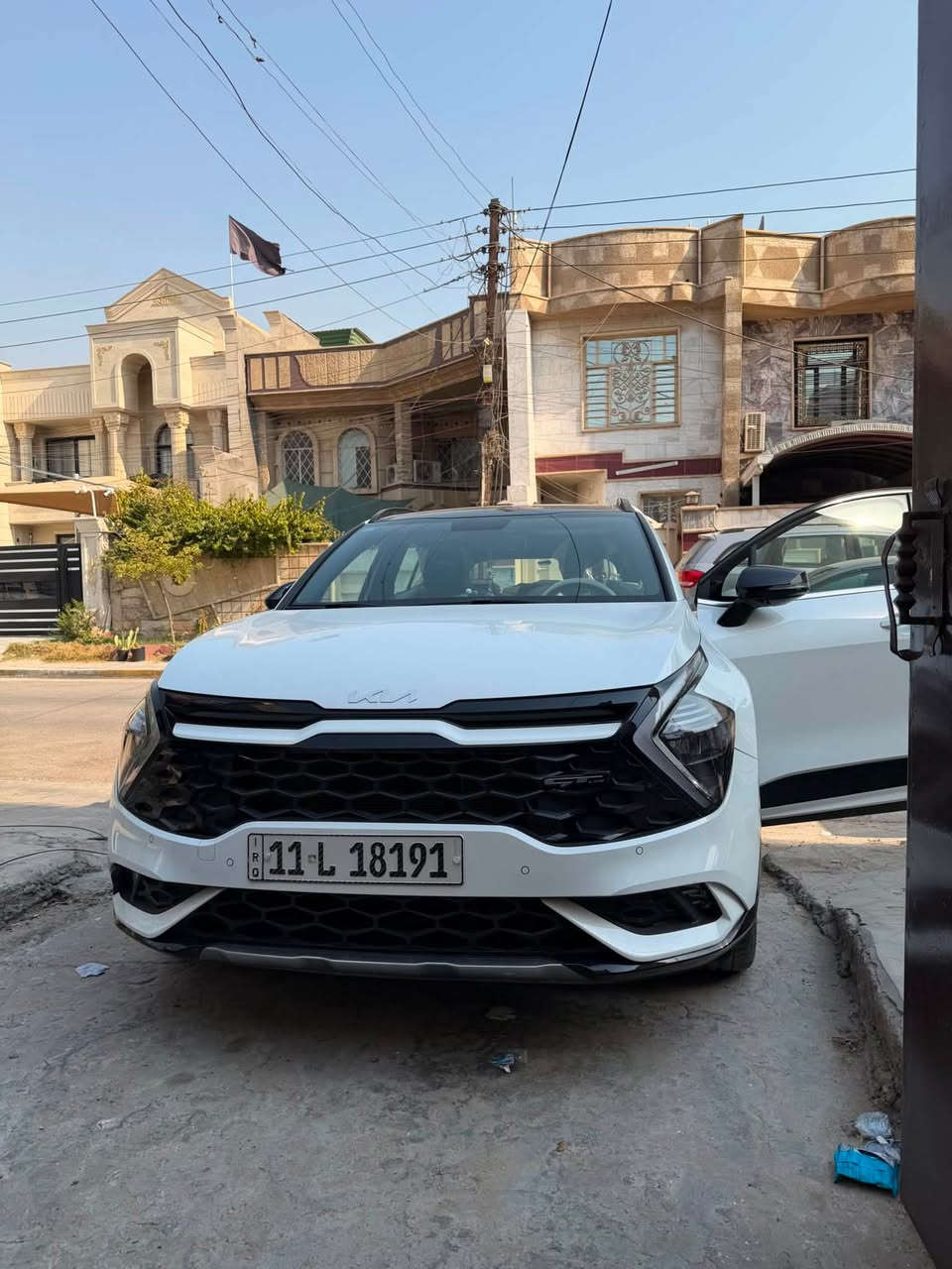 سلام عليكم سبورتج للبيع مديل 2024 ماشيه 28 كيلو. جي تي لاين مابييهه صبغ بدون صبغ  بيها طلقه منافذه ممسويها ***********
