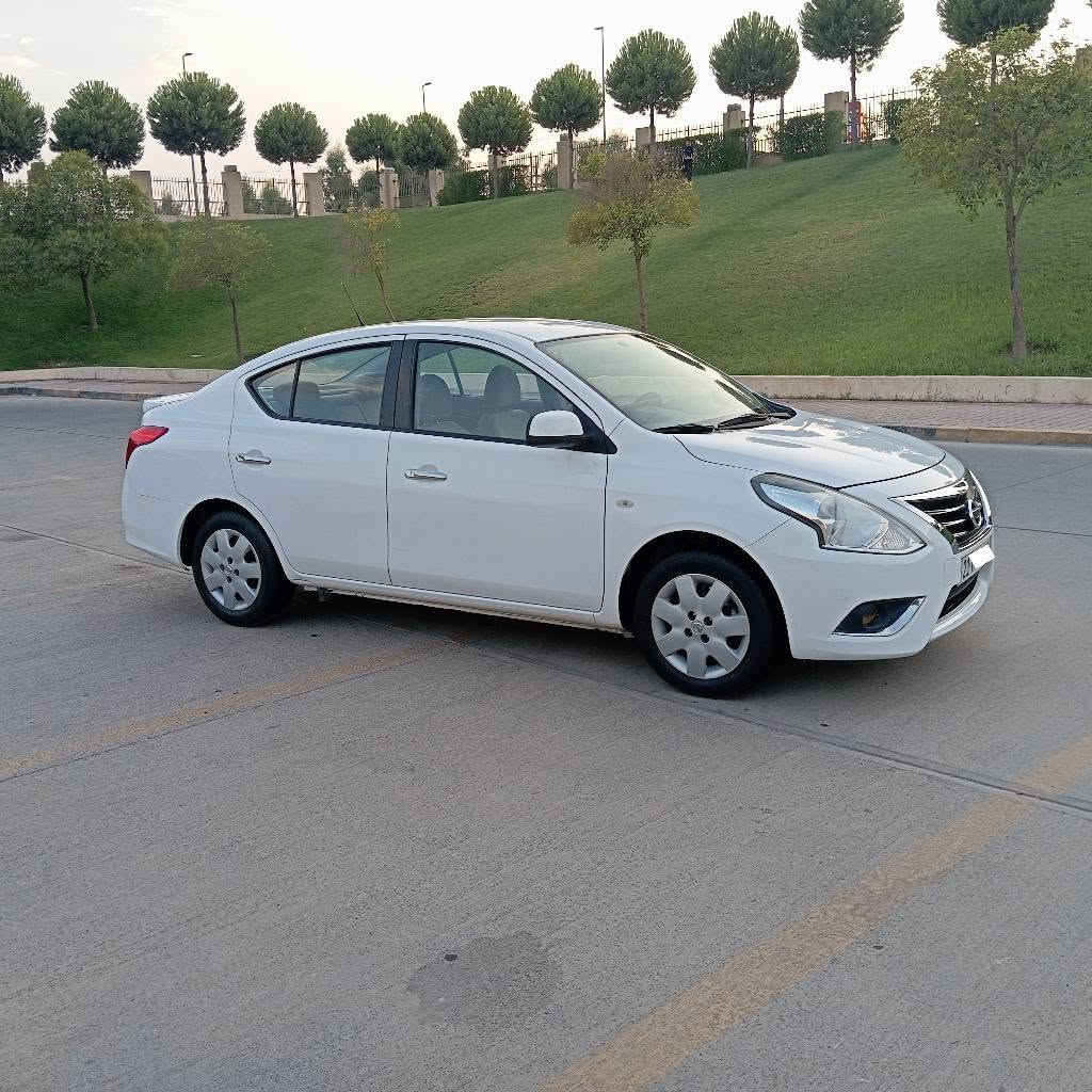 نیسان لاکشمیبای مۆدێل 2022 هندی  گێڕ اۆتۆماتیک دەبڵ گێچ دەسک ستیل باڵ حاسە سوکان ڤۆلێوم  دەعموو لێدڕاوی نیە بۆیاخی نیە تەرزەی نیە 70 هەزار ڕۆشتوە ٢سویچی بیلادی لەگەڵە سبێری دانەبەزیوە سەنەوی ڕەقەمی تازەیە وەکالەش اکەین سعر 111 گڵاو معامەلە لەسلێمانی زم *********** ڤایبەر واتساب لەسەرە السليمانية, العراق
