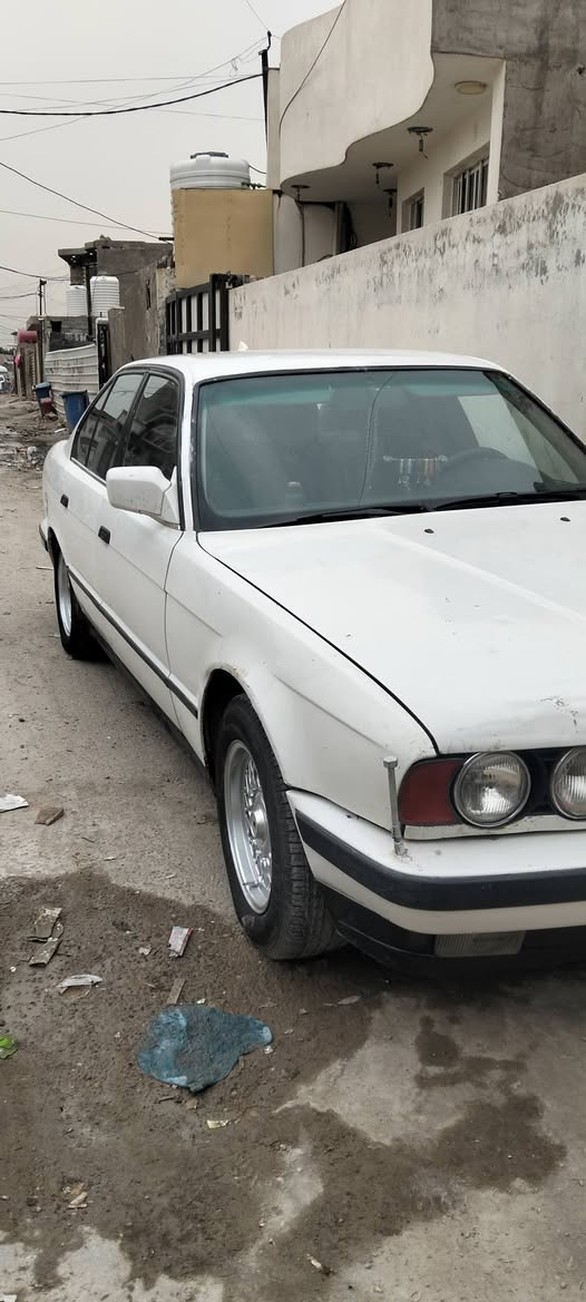 بي ام • موديل 1992 • تاير جديد