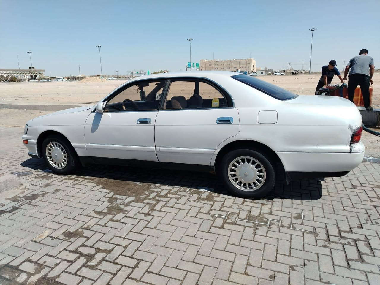بطة منتصل مكينة كير اكسن دواخل بدي نصبة اتخبل كفالة كص اونقل بس بيهة ضربة خفيفة بل صندك اورديتهة بارد رقم دولي سنوية 2028 راعيهة ايريد تحويل تبريد شغال كهربائيات كلهة شغالة بس التبريد ابروتة خفيفة منقص غاز السعر 55اوبيهة مجال قليل العنوان بصرة قبلة حي الجامعة قرب جامع المصطفى رقم الهاتف ***********
