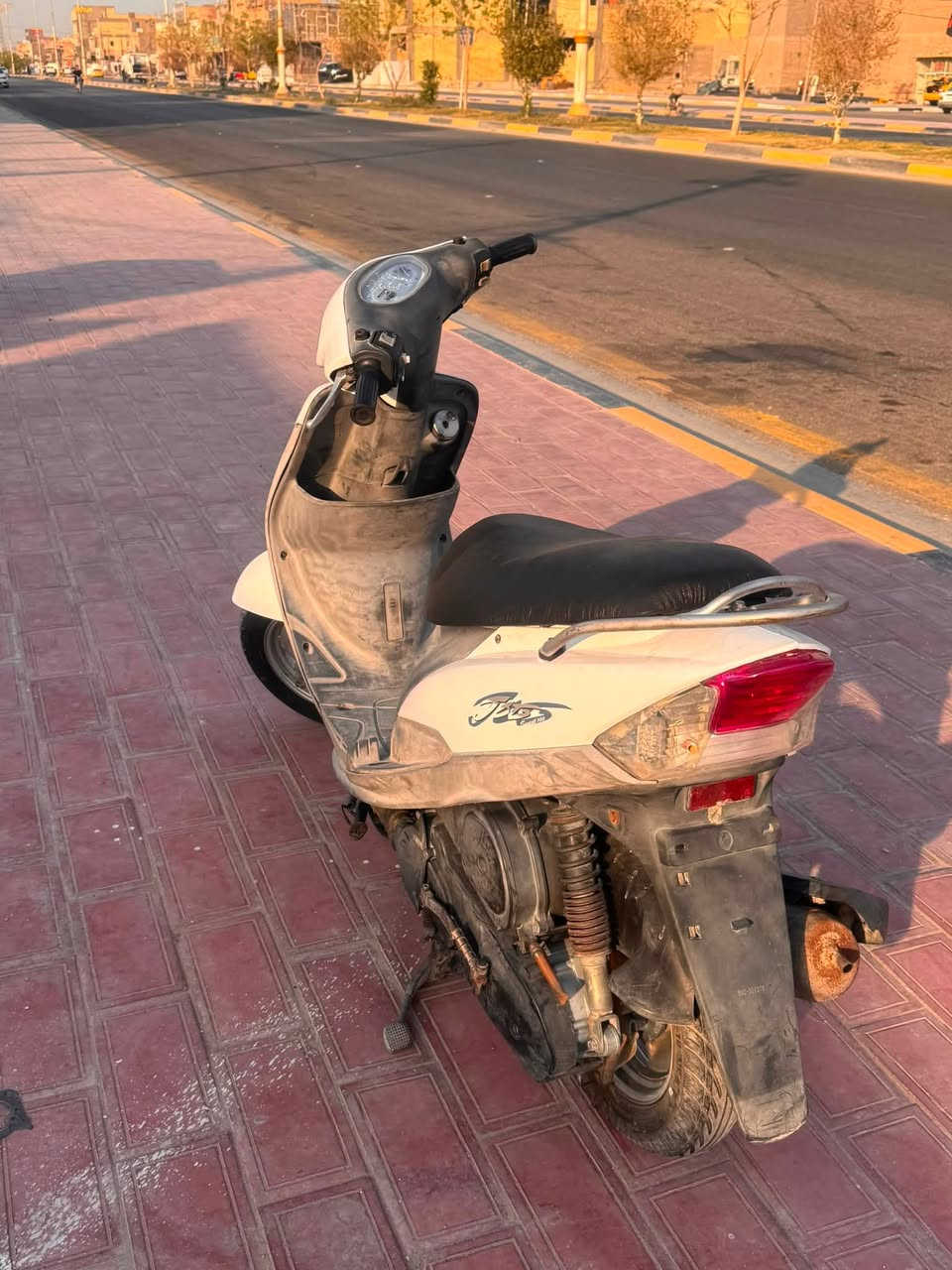 ماكس منغولي دراجه مال حاويه دراجه جديده مال حاويه مامفتوح بيه برغي السعر 700 مكاني كربلاء حي الميلاد الرقم ***********

