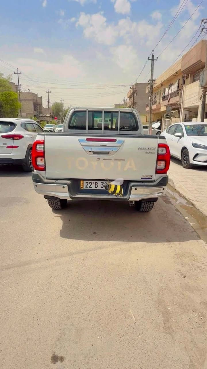 السلام عليكم
تي آر دي أربيل زيرو ماشيه 350 كيلو ساز 
العنوان بغداد المشتل السعر 405$ 
***********
