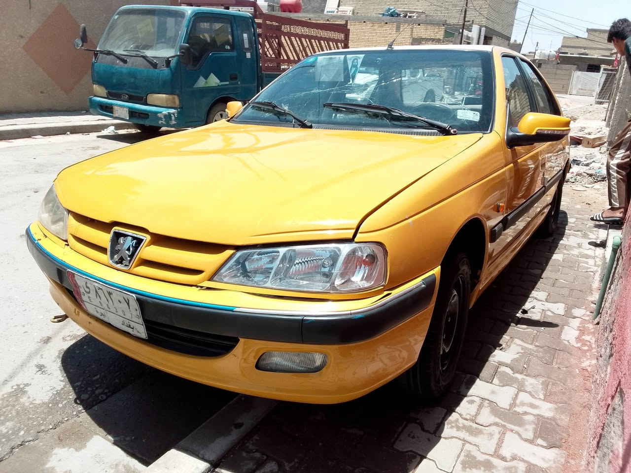 سلام عليكم بيجو بارص 13 بغداد نصبتها حلوه بيها جاملغ الايسر امبدل والبنيد طاير السعر 28 ورقه يرادلها ترتيب ينرل من سعرها الهيئه والغرامات شرط الشراي يحول يستلم رقم انكليزي مكاني بغداد الكماليه حي السلام شارع مستشفئ الفضيليه ***********
