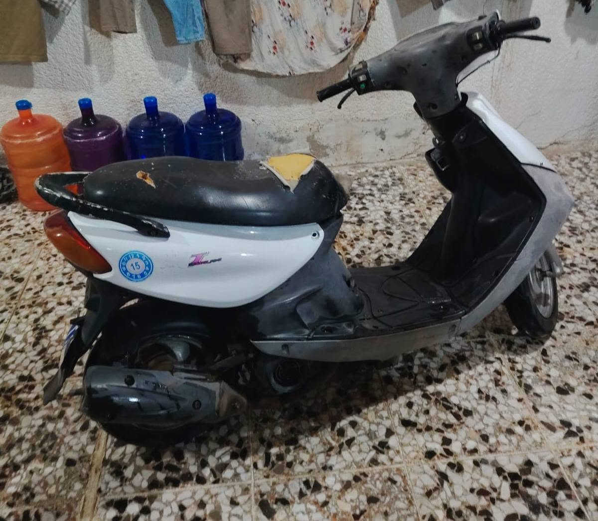 السلام عليكم درجة ماكس قجمة للبيع درجة حلوة ونضية الدرجة كاملة مكملة مكينة نضيفة للعنوان بغداد حي اور الاستفسار ***********وتساب السعر 350وبيهة مجال بسيط

