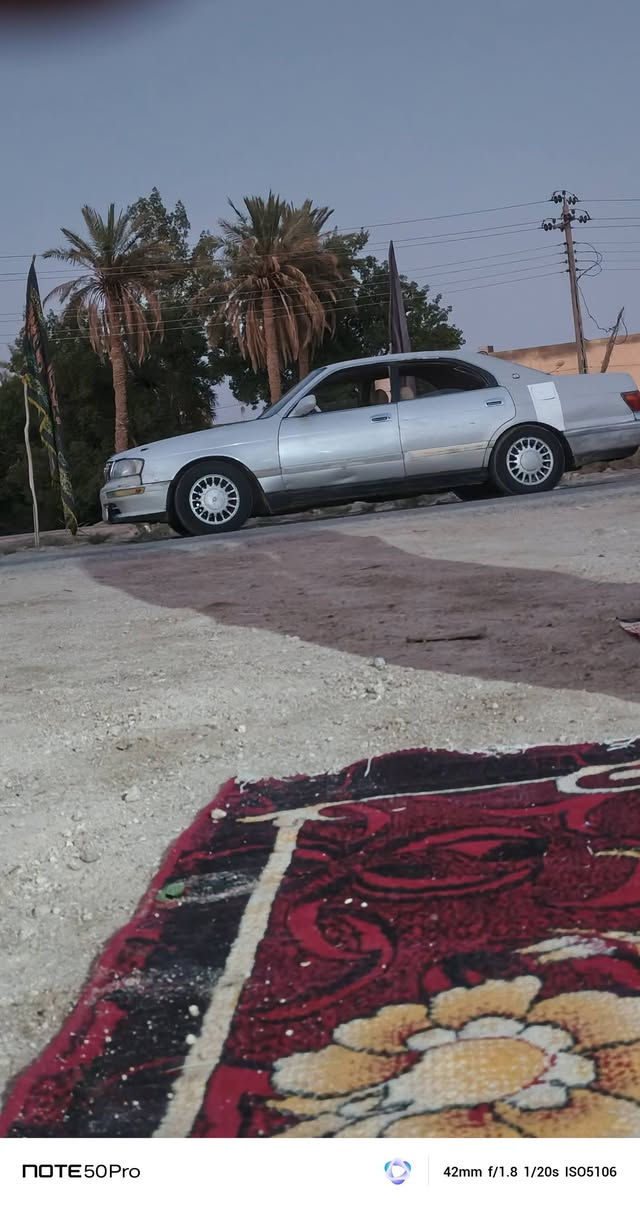 سلام عليكم بطه منفصل مديل 93 اصولدي رقم انبار سنويه نافذه 20 راعيه بكربله حداديه نص عمر مكينه وكير مكفولات سعر 27وبيه مجال  الاستفسار على رقم. ***********////***********
