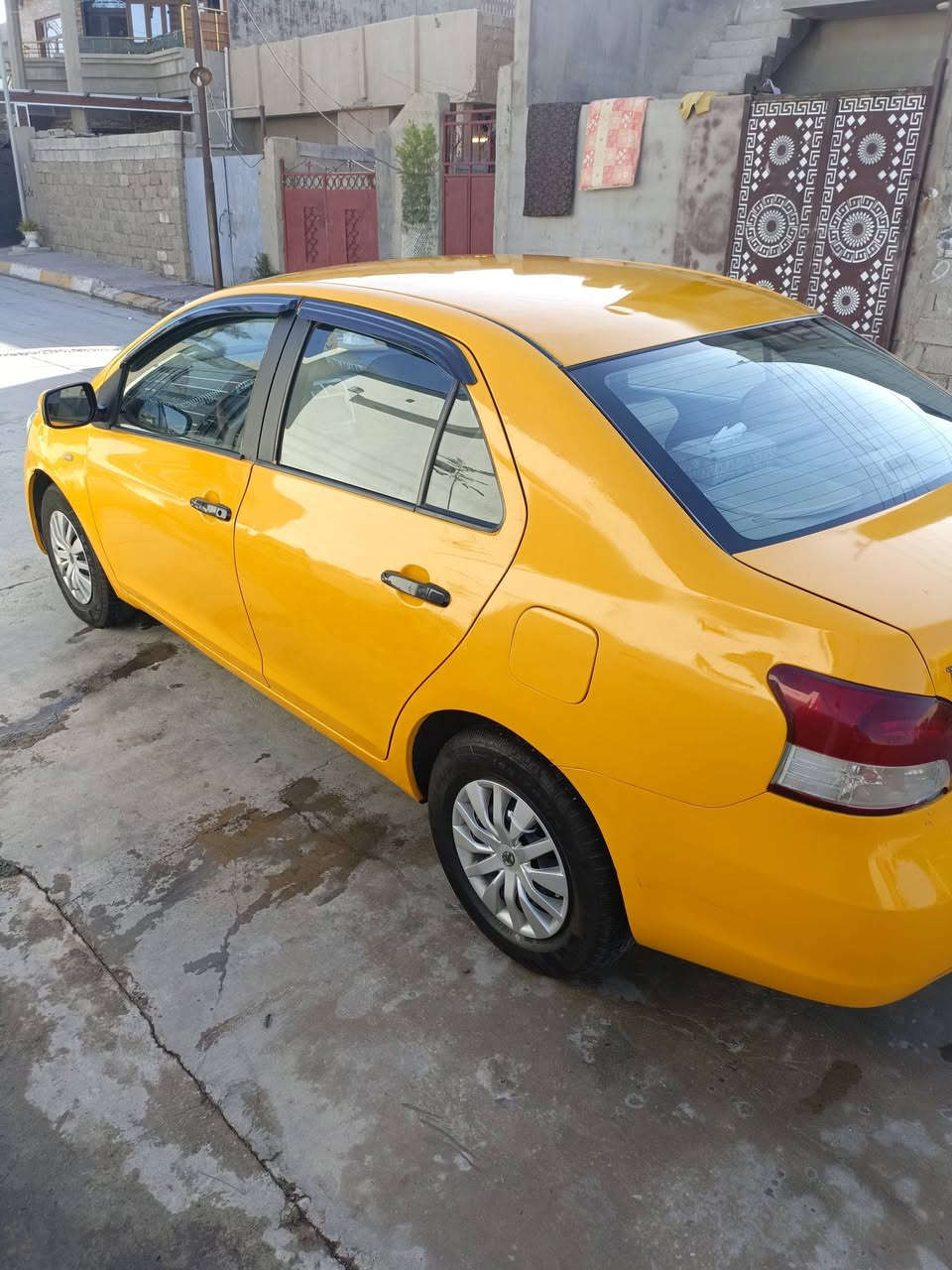 يارس ٢٠٠٨ خليجي بدون دواخل بيها تصفيات سعر ٦٧ وبيها مجال. سنويه ل٣٠ دفتر بانزين *********** كير عادي
