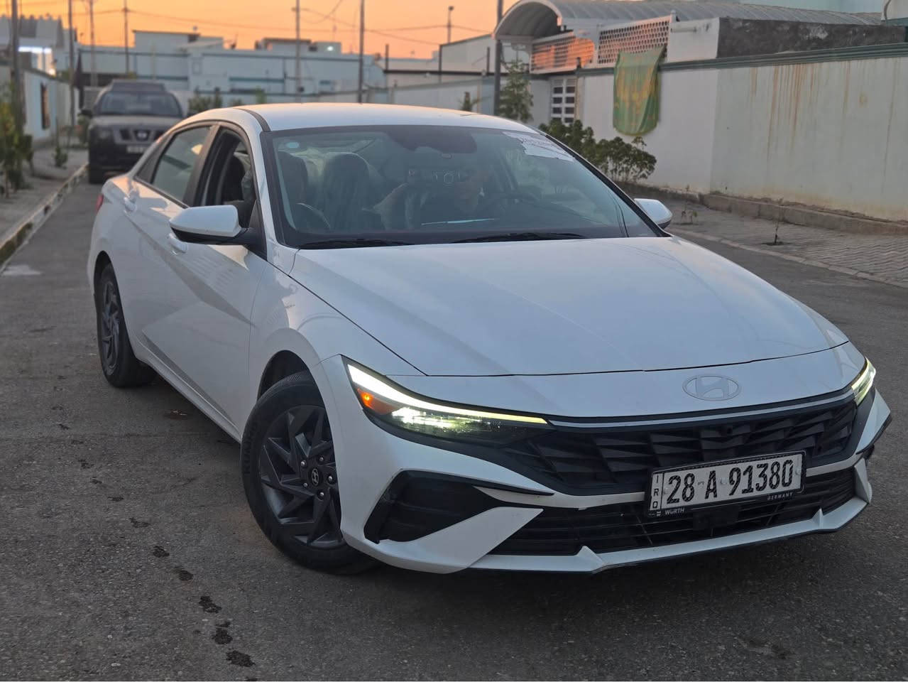 بسم الله الرحمن الرحيم

🚘 للبيع النترا 2024 فئة blue hybrid 

⛽️ هايبرد بانزين + كهرباء 

📍 ماشيه: ٢٤ ألف كم

✅ حادث مثل ما موضح بالصور 

📍 مكان السيارة: النجف - مناذره 

💰 السعر: ١٤٨ ورقه وبيه مجال 

📞 للاستفسار: *********** النجف, العراق

نص مكتوب في الصور:
- KMHLM4DJXRU097897 2024 HYUNDAI ELANTRA HYBRID 1.6L I-4 DI, DOHC, V # 42052887 Remove vehicle