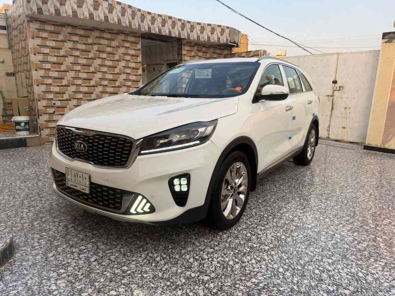 السلام عليكم
كيا سورنتو 2020 خليجي كفالة عامة من كلشي
رقم بصره هزه وسنويه جدد تحويل مباشر ماشيه 61 الف حقيقي
السياره جاهزه ومابيه كل نقص
، فول  ما عدا بانوراما،
6 سلندر 3.5 شرط مامفتوحه
3 قطع تبريد ثلج
بصمتين وياها ،بصمة ابواب ،جنطة كهربائية ،جنطة ذكية ،كشنات جلد ،كشنات كهرباء  ،مانع نزلاق  ،اوتو هولد ،نظام ترحيب ،4 جامة اوتو ،حساسات امامي و خلفي ،اشاير بل مري ، تحكم استرن ،سيارة بعد بيهة هواي مواصفات  تخم تاير توني شاده حداديه 100% سعرها 234وبيه مجال ***********
***********
