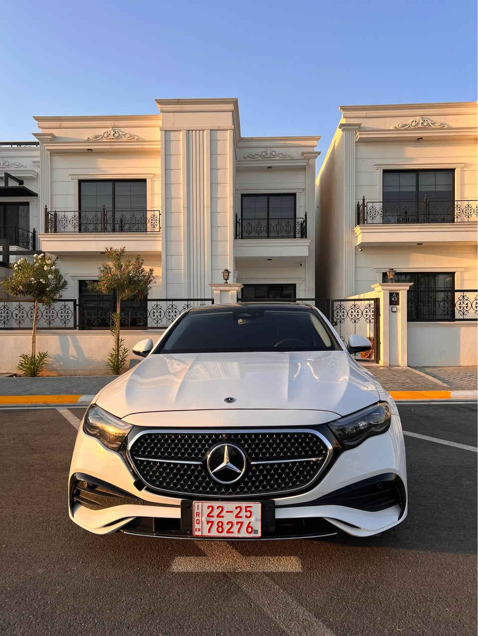 Mercedes benz 2025 E350 4Matic
سەیارەکە ٣پارچەیی پێشی بیلادی گۆراوە ئێرباگ بەس سووکانی تەقیووە رەقەم شاصیم داناوە گێر و مەکینە و کارەبایاتی بە شەرتە سەیارەکە وارد ئەمریکیە ماصفات(٣٦٠پلە رادارە + کوشین سارد و گەرم+سوکان ئیتەر+ ئاوێنە شەفت و حەساس + پانۆ راما ٢ مۆد + هتد….)فولل فوللە تەنها ٣ شاشە نیە
سەیارەکە ١ دەستە تەنها ٢١ هەزار رۆشتووە
تحویل و غەرامەی بە شەرتە 
سحری ٤٨٠ وەرەقە و مەجالەکی برایانە 
ئەگەر موشتەری تەلەفۆن بکە تکایە 
***********
*********** أربيل, العراق
