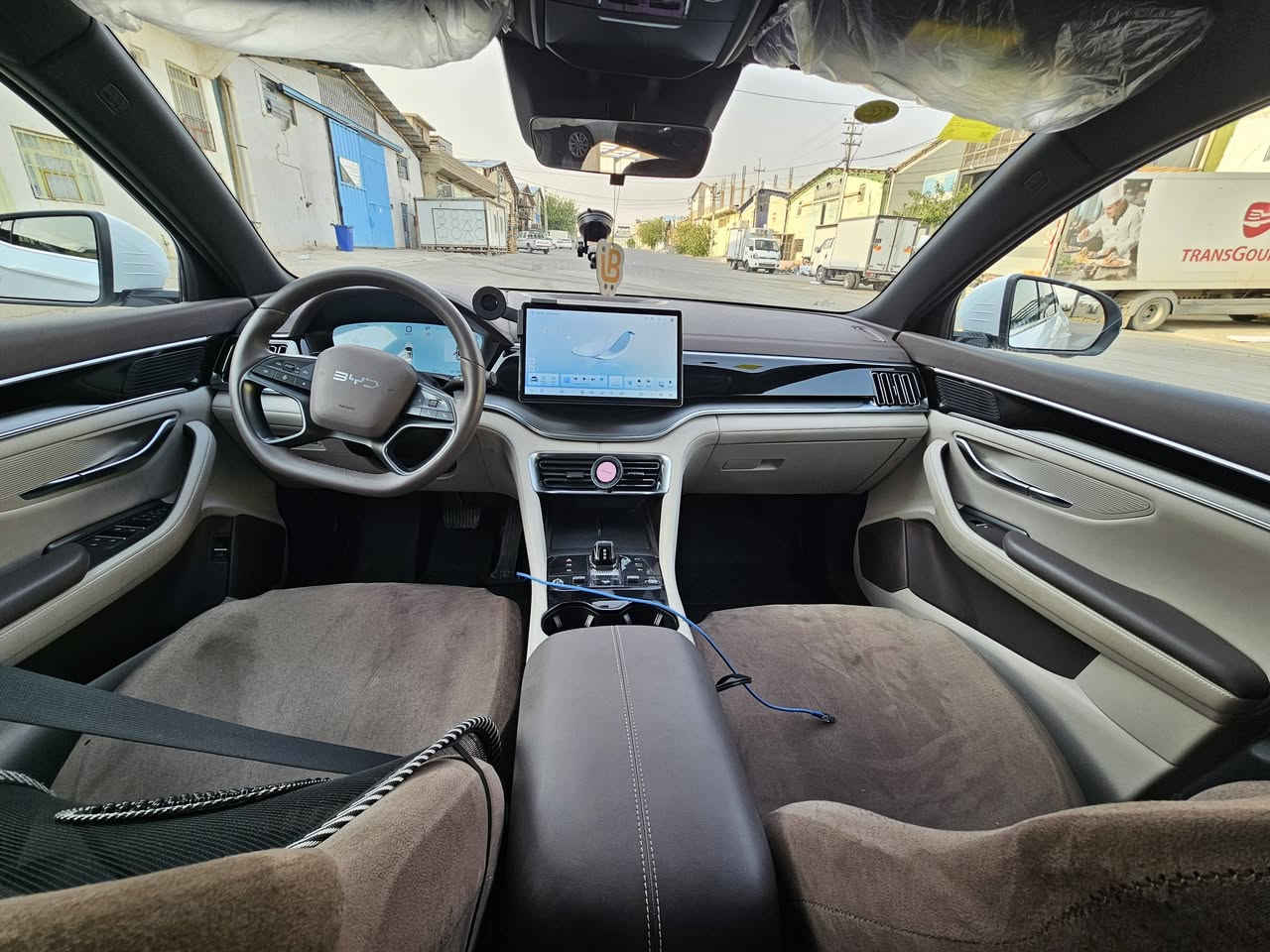 byd song plus 2025
فول فول مواسه فات 
پاتری ۱۲۰ 
۱۸ هه زار کم روشتوه 
۱۳ کامیرا 
سقف پانوراما 
سه یاره که فول فوله 
زور زور پاکه مالی دوسته  
سه نه وی به ناو خومه وه یه بی کیشه یه 
ناونیشان . سلیمانی 
سعری 240 وه ره قه قفل 
***********
