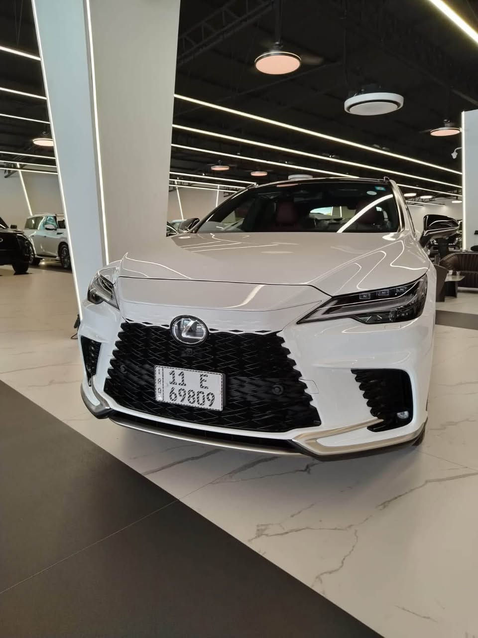 لكزس 2023   RX350 F  اف سبورت بانزين خليجية. زيرو. اعلى مواصفات  صفر كيلو متر  السعر 510 ورقة للاستفسار. واتس اب فقط ***********

