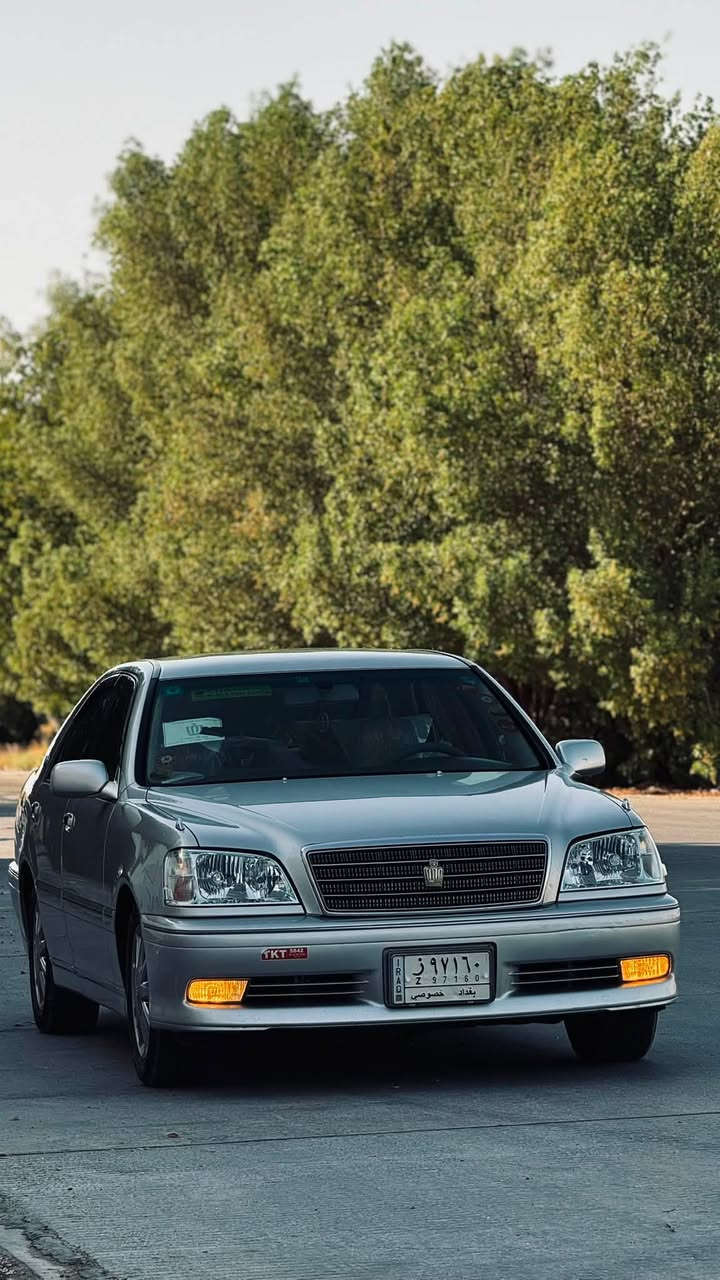 ‏TOYOTA CROWN ROYAL SALON 👑
للبيع تيوتا كراون 2003 اصل.

رقم بغداد (ز) قرار 48 مشروع وطني امداور نفس اليوم ابعموم العراق

مكفوله كفاله عامه حته فتح مابيه 

تحوير نجف بل كامل دشبول عارف العيساوي جديد استوني شاده 

كير مكينه حداديه تبريد كله جديد سياره جهازه وجديده كلش 

المواصفات👇

3 دكم اصل. 

أصل كرستال.

محرك دي فور الجبير. 

شاصي.  75. 

اربع كشنات كهرباء.

الكشن السايق محوري يصعد وينزل

برده خلفيه 

ويل كب نجمه. نفطي 

ستيرن كهرباء.

قواعد ارقام اصليه .

شاشه عارض .

اوكس. 

بلوتوث.

ويل بلادي   +تخم تاير جديد.

داخل بيجي .

درگ مطعم بصاج اصل.

لايتات زنون كرستال.

بگ لايتات كرستال.

مري  كهرباء+هيتر♨️.

كروز تثبيت سرعه.

جامات اربعه اوتو.

غراض مال جنطه كامله.

السياره ماعايزه برغي كامله على اخر حبايه.

والسياره بالواقع اجمل من الصوره📷.

السعر💵142وبيها مجال قليل حگ الجيه.

العنوان🏡النجف الاشرف.

للاستفسار📞 ***********
