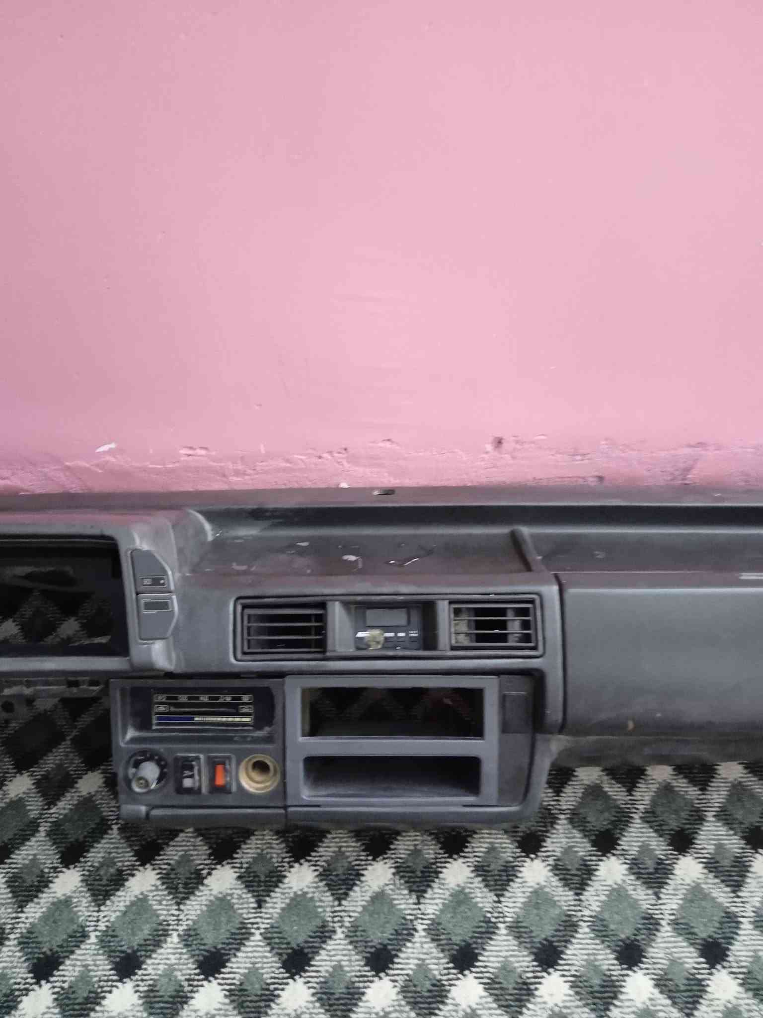سلام أو عليكم غراض تفصيخ كيه بسته هوانداي بريجو انواع الباص مكان حله شارع 80 قرب الساده ابو خطه جام كيه القطعه على 10 آلاف اسعار حلو او مناسبه ***********
