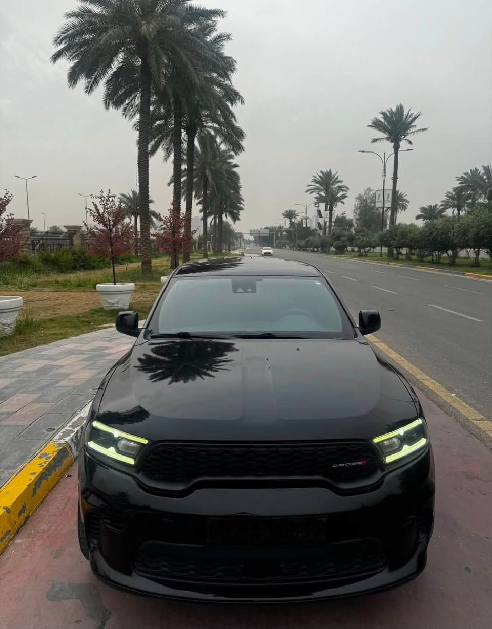 دوج #دورنكو GT 

السياره اربيل ب اسمي 

لون اسود

المواصفات

الموديل :2023

المحرك : 3.6L . V6  (ستة سلندر)
كير صدر كلة كفاله

تايرات بحالة ممتازة

مصابح امامية زنون مع LED مع كشافات دعامية زينون

بصمات عدد 2 للأبواب مع بصمة جنطة وبصمة تشغيل وتشغيل عن بعد
جنطة كهرباء

غرفة السيارة جلد لون اسود واحمر vip

رادار امامي مع مانع تصادم

حساس خلفي اصل

تحذير الخروج عن المسار

تحذير النقطة العمياء

سستم صوت

تدفئة مقود القيادة

مقود رياضي مع تحكم كهربائي

كامرة خلفية دوارة اصل مع الستيرن

شاشة الدشبول الحجم الكبير 10.1 انچ

نظام ملاحة GPS

گير شفتر ستيرنك 

تحكم فول كهرباء لكرسي السائق والراكب 

سستم صوت

تشغيل عن بعد

دفع رباعي 4*4

إطفاء وتشغيل اوتماتيكي

تحكم ستيرن جهتين بلوتوث وحاكية وكروس سرعة وتحكم صوت 

نظام ABS مانع انزلاق
بعد بيها هواي مواصفات

السيارة كفاله عامه بدون صبغ
بدون شخوط وبوارد

ضرر امريكا من جوا السيارة مضروبة يم اذن المحرك صاعدة رصيف ومبدلة مكينة بلادية مكفولة شواصي وكلشي 

غير هذا مكفولة السيارة 

مكانها بغداد المنصور

السعر المطلوب :275

التواصل  رسائل واتساب :***********
