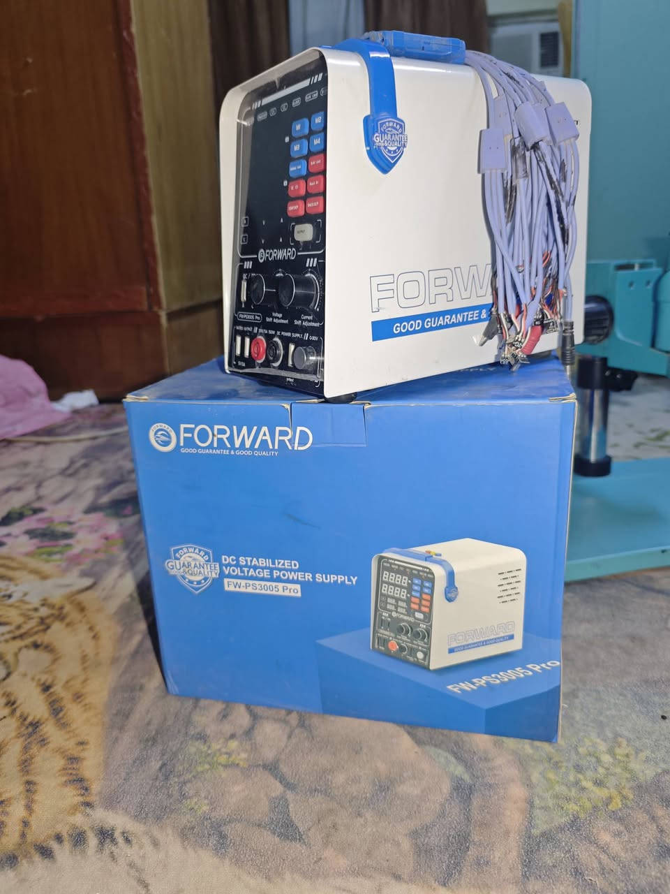 سلام عليكم عندي مجهر ماركة RF4 و بور سبلاي ماركة FORWARD 
جديدات مستعملات قليل البور سبلاي بعدة بجيسة هوة وتوصلات كل التلفونات
ثنينهن شلع رايدهن ب475 عنوان بغداد ابو غريب تواصل فقط واتساب 
***********
