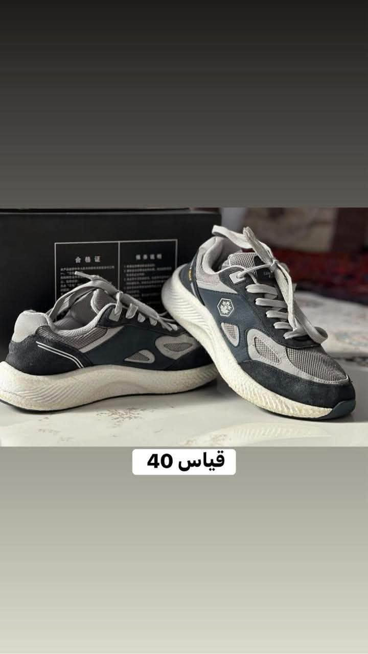 احذيه باله
32 قطعه ابيع شلع
تفضل خاص وخلي السعر المناسب الهن واخذهن 
واتساب ***********

نص مكتوب في الصور:
- قياس 41
- قياس 40
- قیاس 40
- قیاس 42
- قیاس 41
- قیاس 38